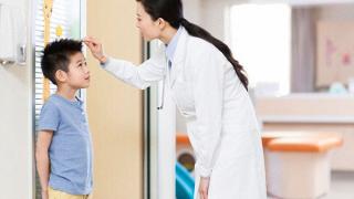 Tại Sao Nên Đi Khám Tổng Quát Cho Bé?