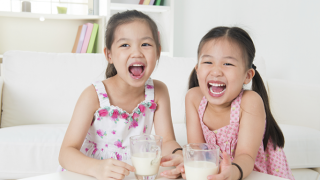 Sữa Công Thức Tăng Chiều Cao Có Phải Cứ Uống Nhiều Là Tốt?