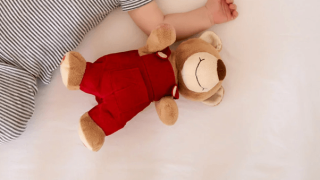 5 mẹo giúp bé ngủ xuyên đêm trọn vẹn, cha mẹ nhàn tênh