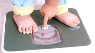 Giải đáp: Tăng cân ở trẻ sơ sinh như thế nào là chuẩn?