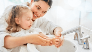 Cha mẹ lưu ý 5 thực phẩm giúp tăng cường hệ miễn dịch cho trẻ tối ưu