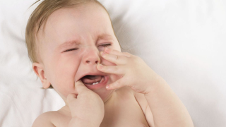 7 nhóm thực phẩm tốt cho trẻ bị nóng trong người