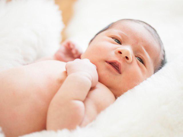 Cách Bác Sĩ Khám Tổng Quát Trẻ Sơ Sinh