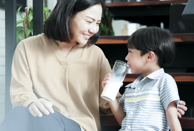 Cha Mẹ Có Thực Sự Hiểu Về Sữa Cho Trẻ Em?