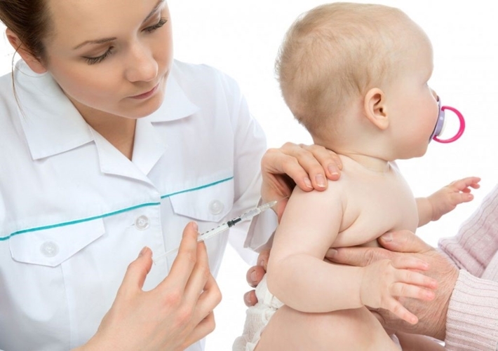 Mách Mẹ Những Mũi Tiêm Chủng Sơ Sinh Quan Trọng