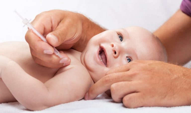 Mách Mẹ Những Mũi Tiêm Chủng Sơ Sinh Quan Trọng