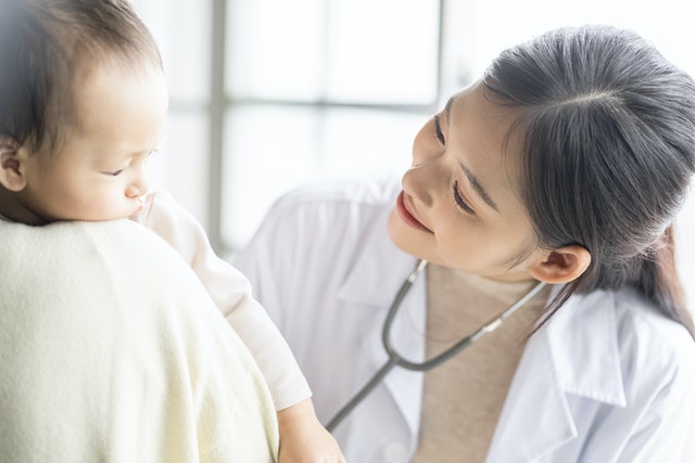 Tiêm Phòng Cho Trẻ Sơ Sinh Mũi 6 Trong 1 Bị Trễ Có Sao Không?