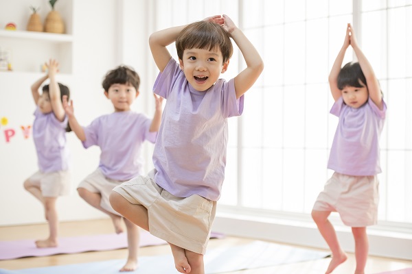 5 Bài Tập Đơn Giản Giúp Tăng Chiều Cao Cân Nặng Của Trẻ