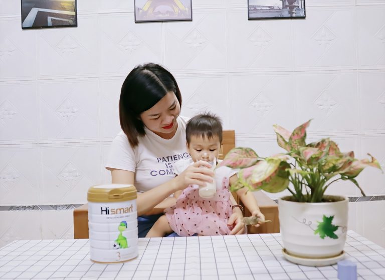 Hismart Số 3 Giúp Hotmom Lê Duyên Xóa Tan Nỗi Lo Lười Ăn Cho Con