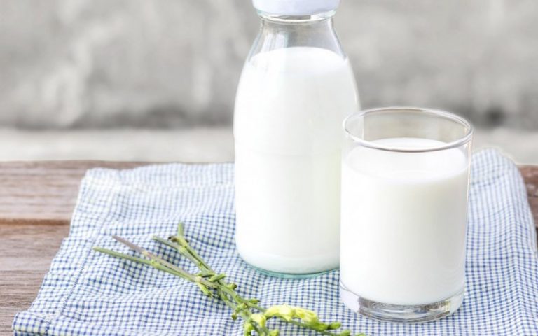 Lý Do Mẹ Nên Chọn Sữa Nhập Khẩu Cho Bé