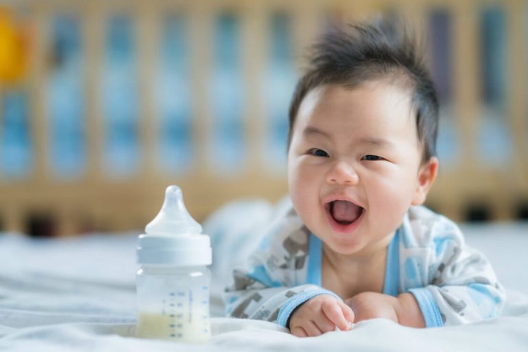 Sữa Nhập Khẩu Tốt Nhưng Liệu Mẹ Đã Chọn Đúng?