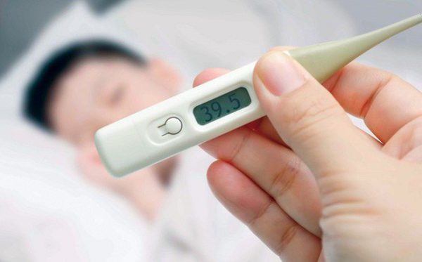 Sốt Phát Ban Ở Trẻ: Chăm Sóc Và Điều Trị Đúng Cách