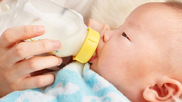 Sữa Công Thức Cho Bé 1 Tuổi Cần Chú Ý Tới Công Dụng Nào?