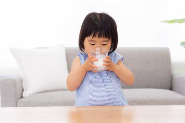 Trẻ Còi Xương Suy Dinh Dưỡng Phải Làm Sao?