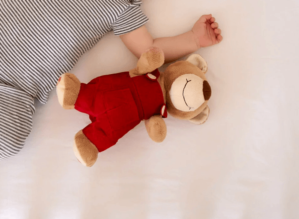 5 mẹo giúp bé ngủ xuyên đêm trọn vẹn, cha mẹ nhàn tênh