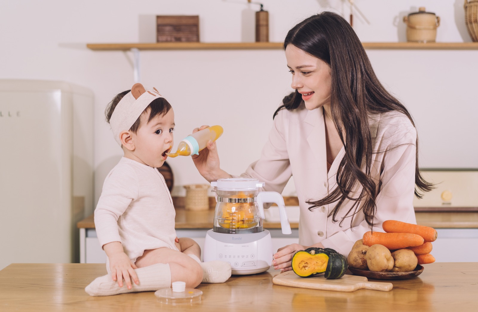Chọn máy pha sữa cho con