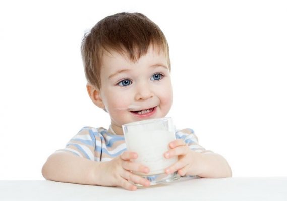 Chọn Sữa Công Thức Cho Bé Dưới 1 Tuổi Phụ Huynh Cần Chú Ý Những Gì?