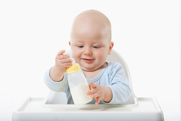 Mách Nước Giúp Mẹ Chọn Sữa Tăng Cân Cho Bé 6 tháng