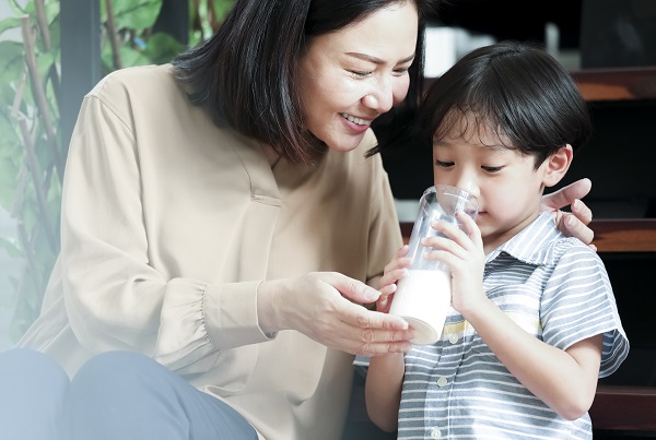 Sữa Gì Tăng Chiều Cao Vượt Trội Cho Bé Giúp Mẹ An Tâm?
