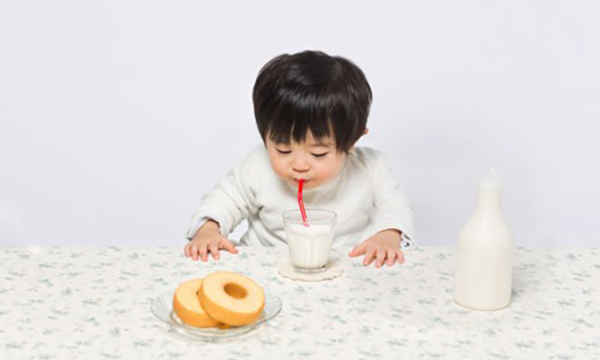 Hiểu Lầm Tai Hại Về Sữa Tăng Cân Cho Bé Mẹ Cần Biết