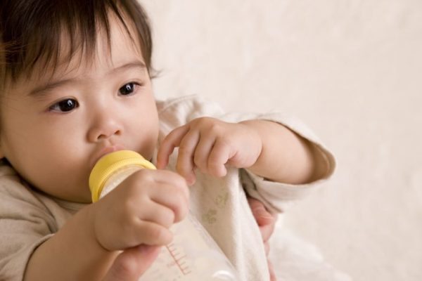 Mách Mẹ Chọn Loại Sữa Bột Cho Bé 2 Tuổi Thông Minh, Cao Lớn