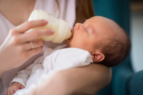 Sữa Công Thức Loại Nào Tốt Cho Trẻ Sơ Sinh?