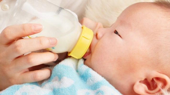 Sữa Công Thức Cho Bé 1 Tuổi Cần Chú Ý Tới Công Dụng Nào?