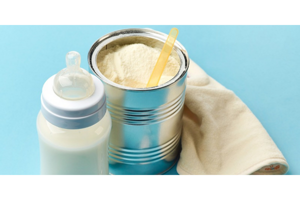 sữa công thức cho trẻ sơ sinh