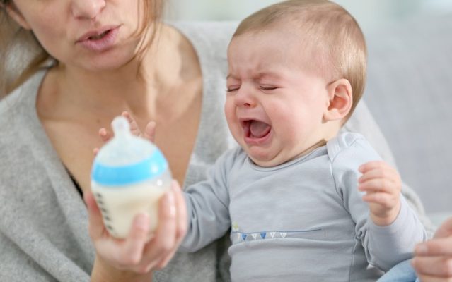 Cách giải quyết vấn đề chán sữa của trẻ