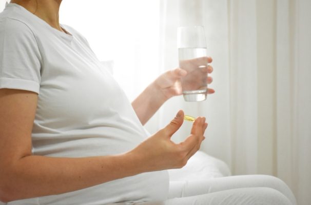 Có nên bổ sung DHA cho bé trong giai đoạn thai kì?